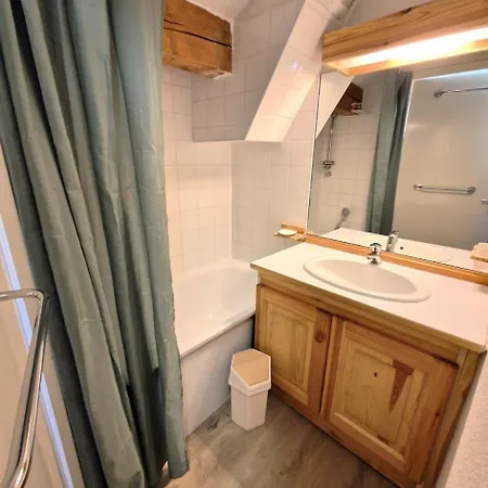 Les D'arrondaz - 5 Pieces Pour 12 Personnes 014 Apartment *