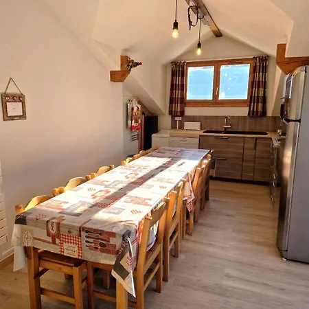 Les D'arrondaz - 5 Pieces Pour 12 Personnes 014 Modane